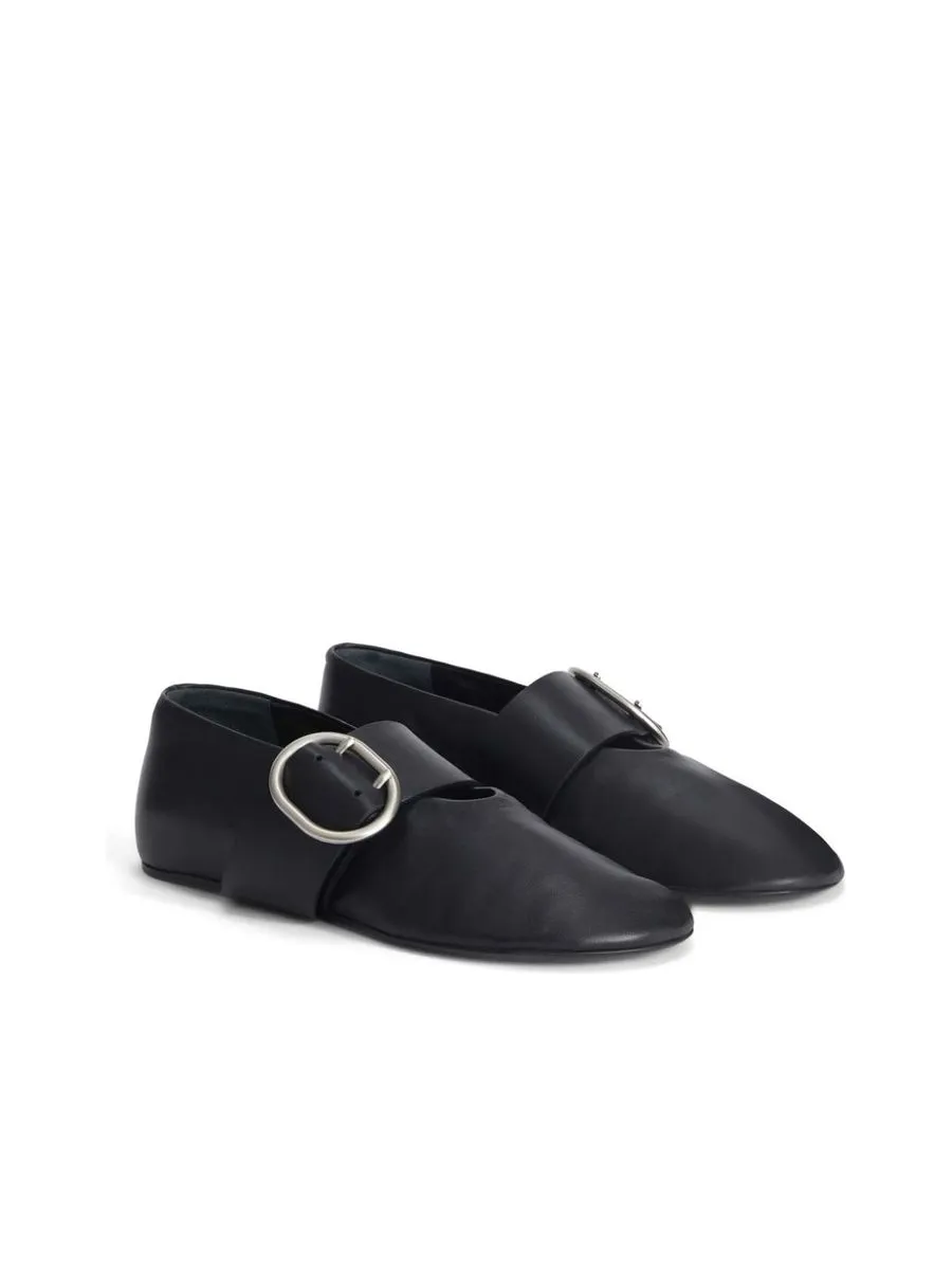 Buckle Detail Flat Shoes