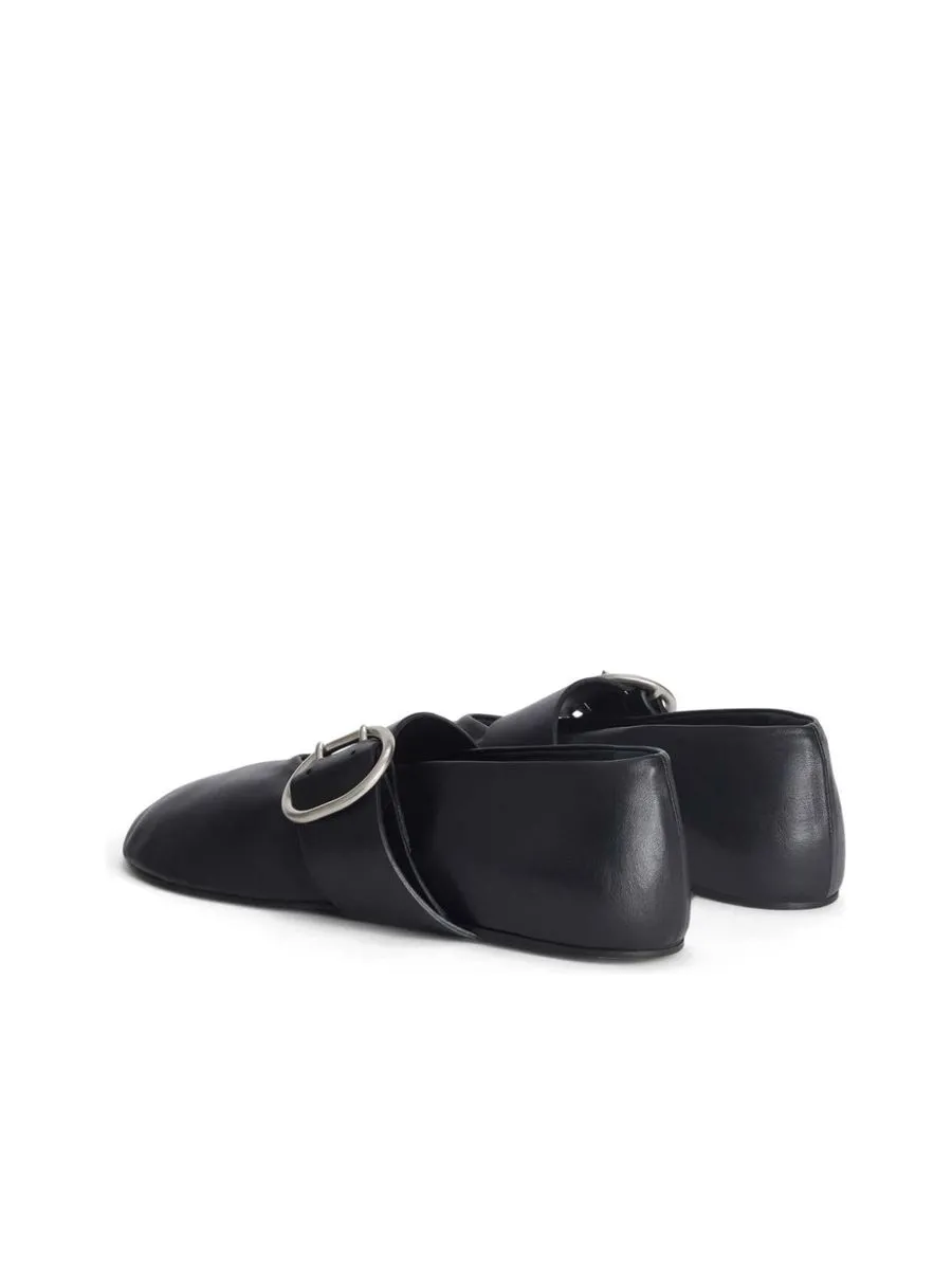 Buckle Detail Flat Shoes
