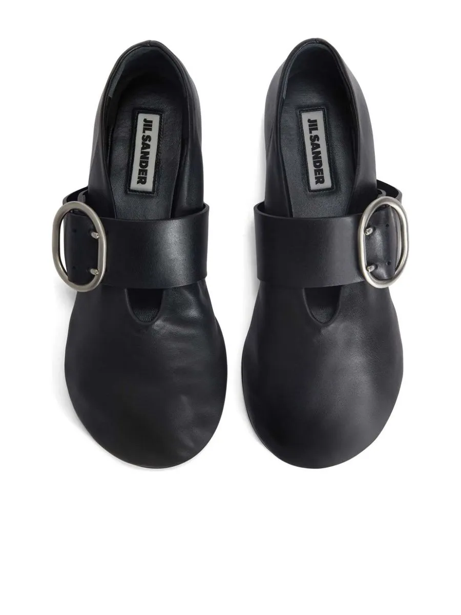 Buckle Detail Flat Shoes