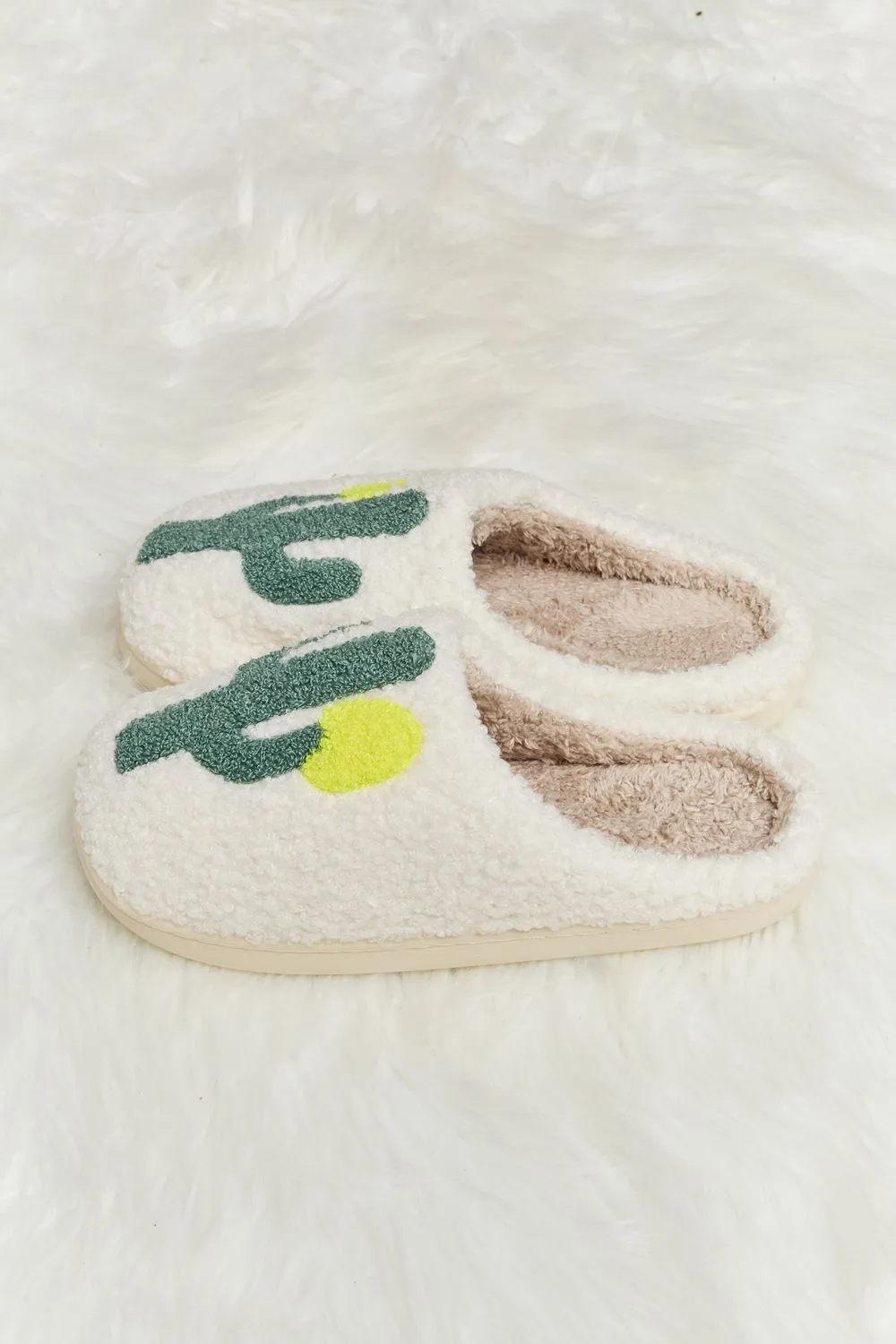 Cactus Print Plush Slippers