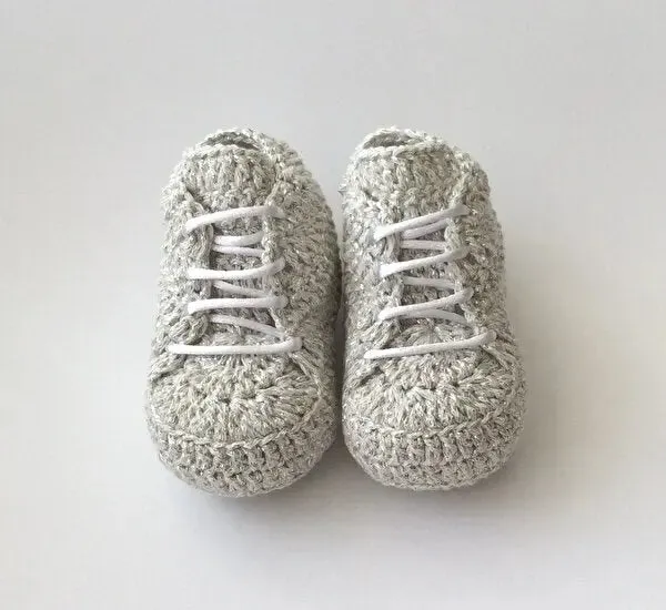Crochet Baby Booties Grey