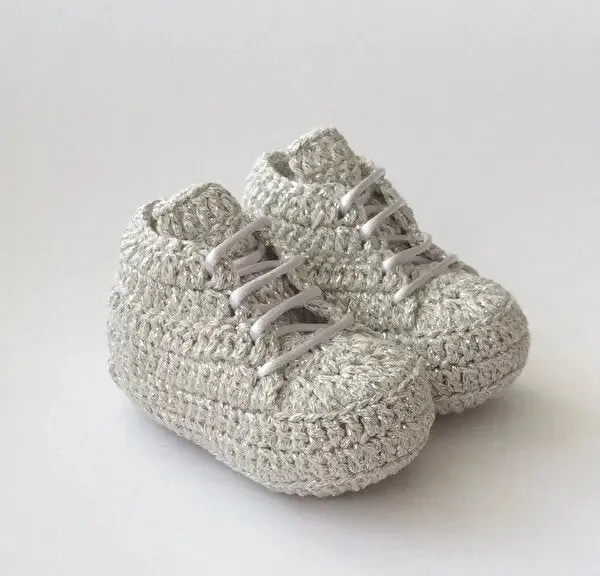Crochet Baby Booties Grey