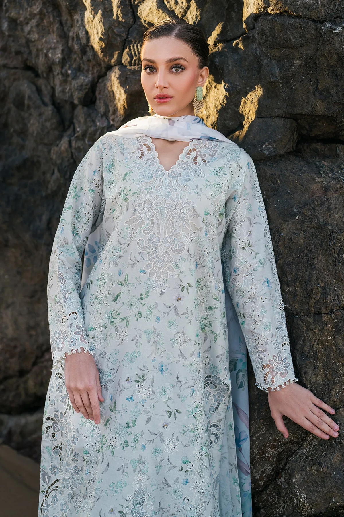 EMBROIDERED PRINTED LAWN UF-4129