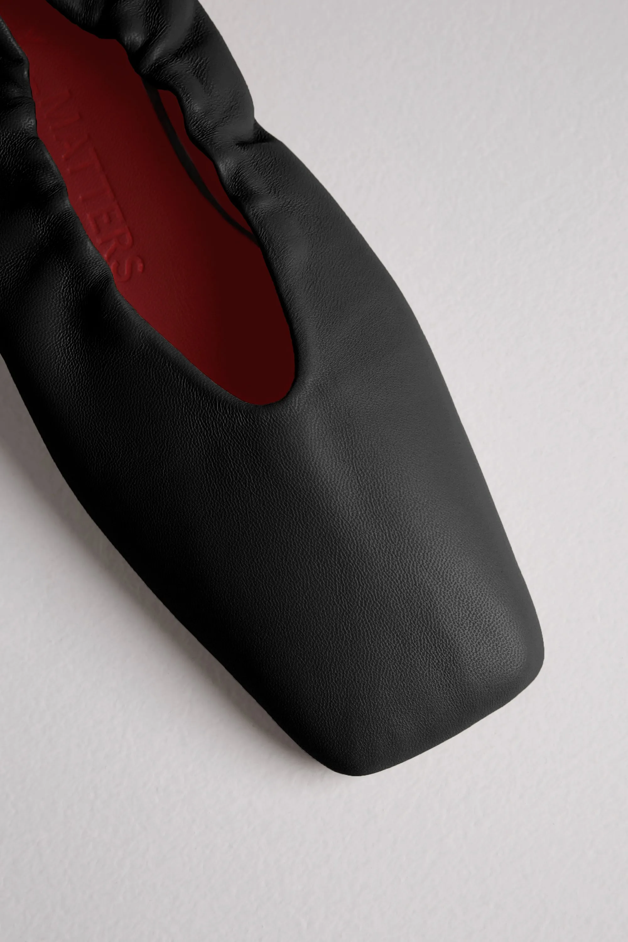 Gio Flats in Nero
