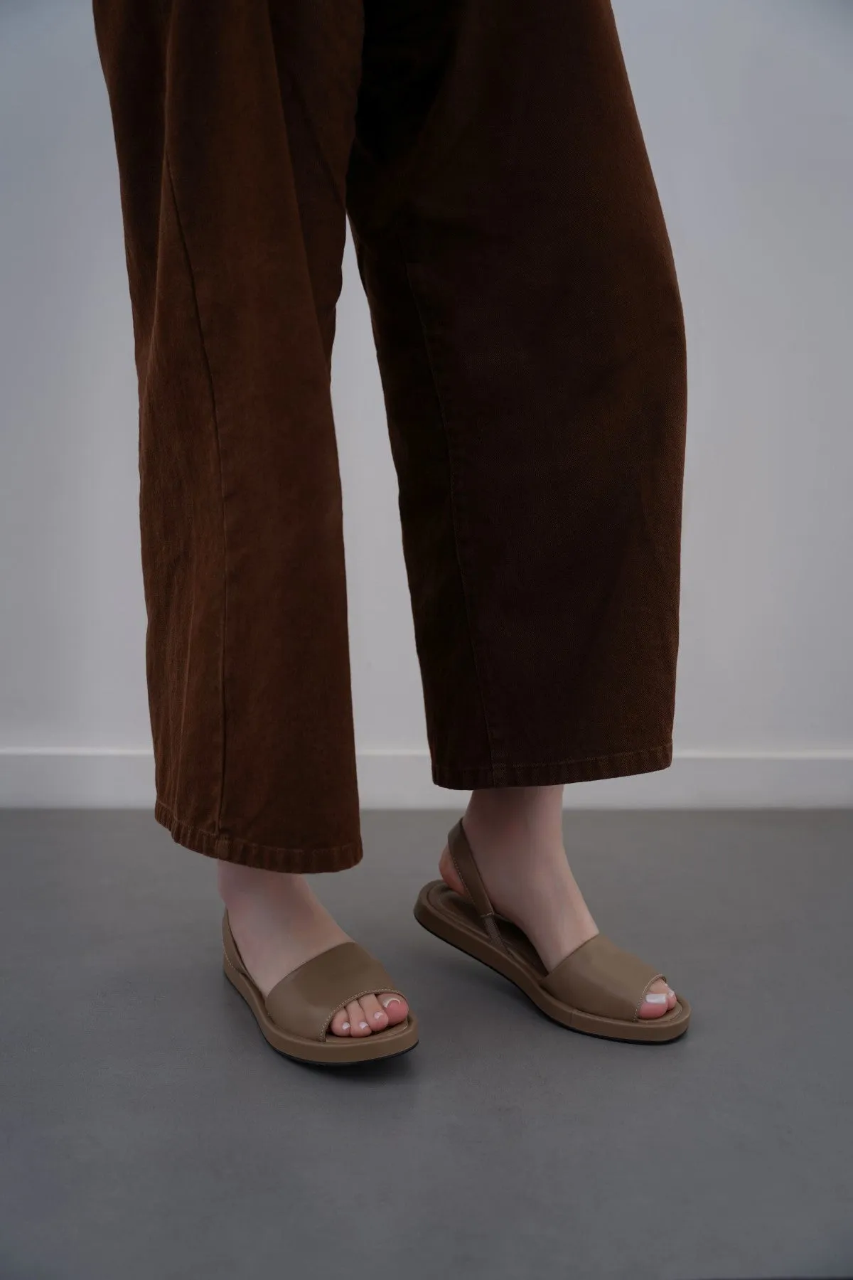 GREEK SLIPPER SANDAL