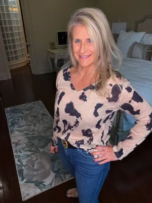 Lightweight Leopard Print Blouse