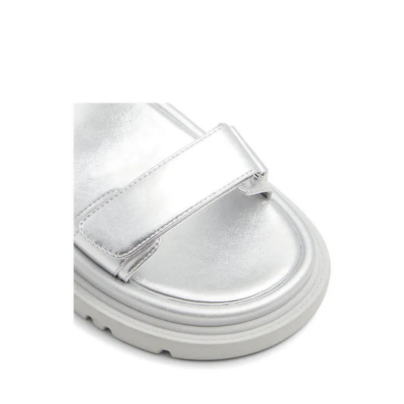 Linette Flat Sandals - Silver