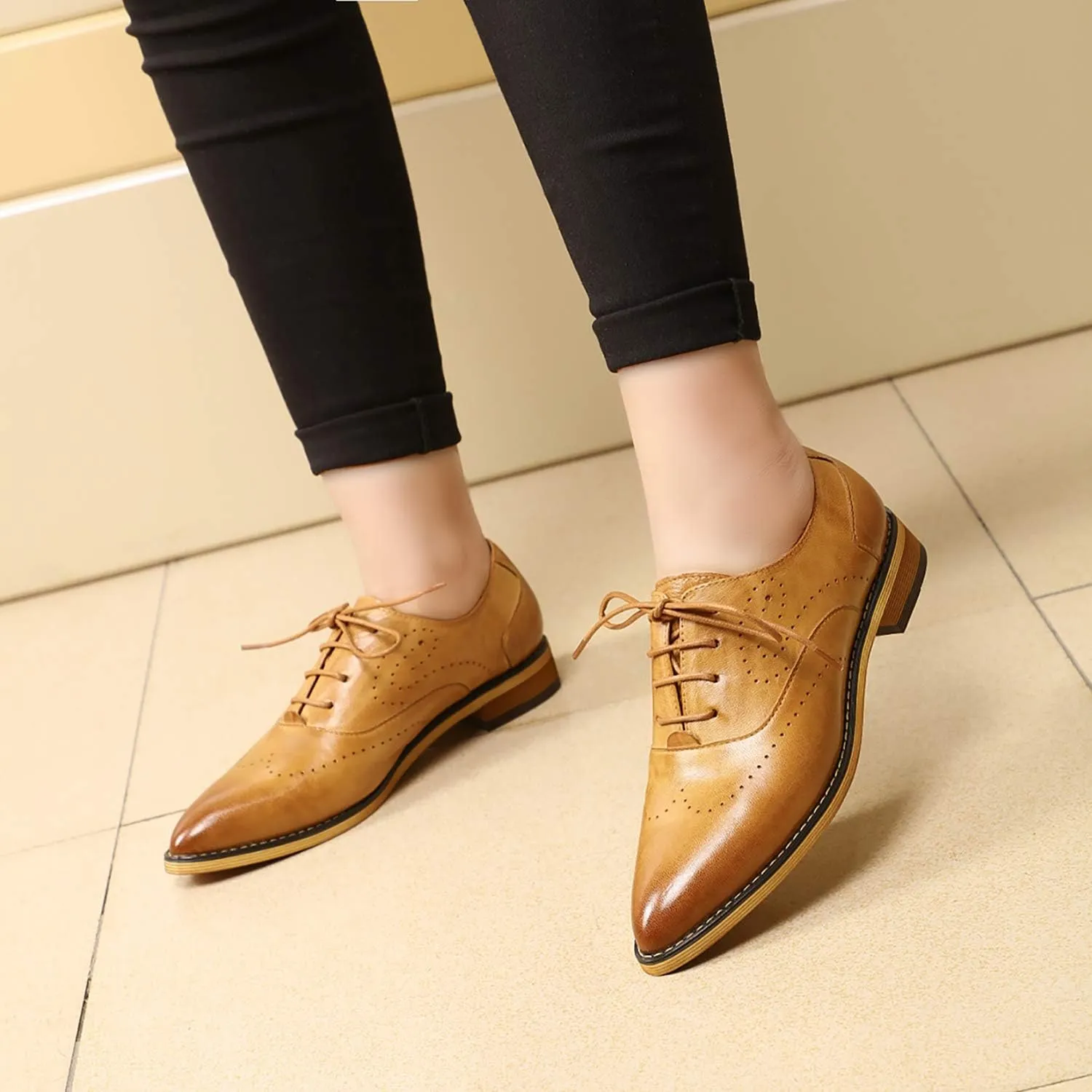 Mona flying Women's Pointed Toe Leather Oxfords Brogue Stylish Lace up Leather Shoes for Work