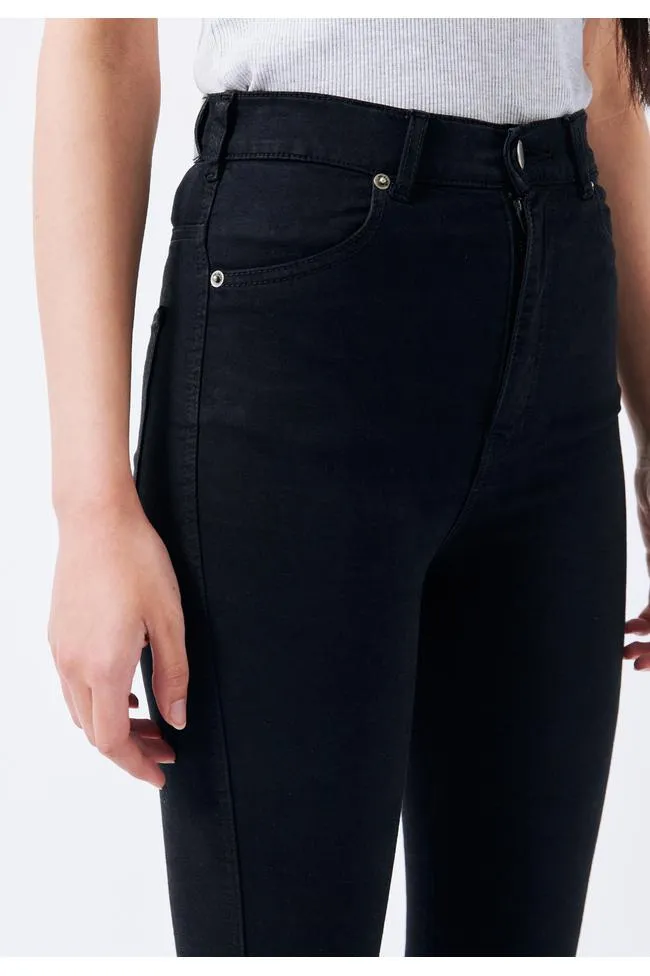 Moxy Skinny Jeans in Black
