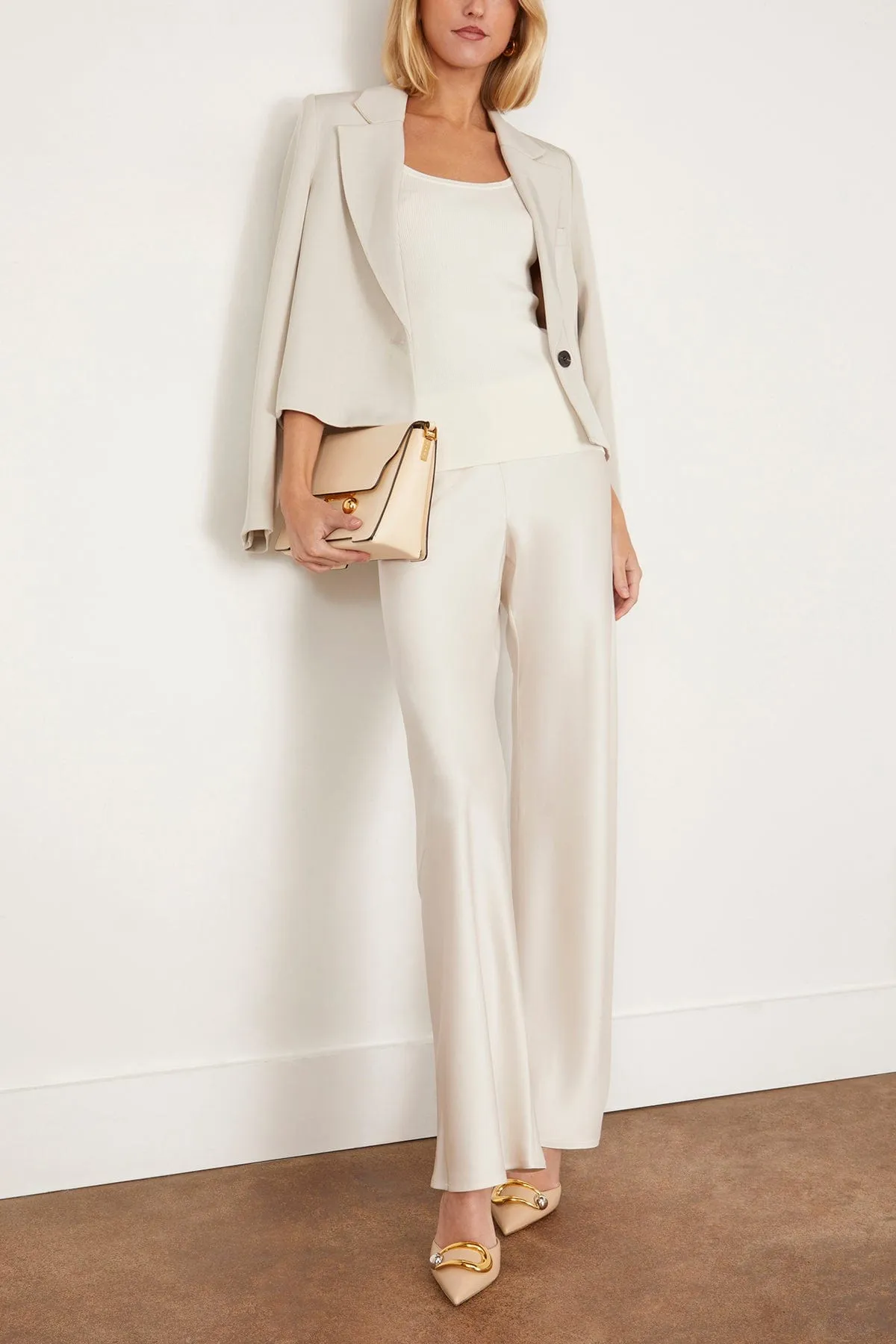 Myrna Pant in Oyster