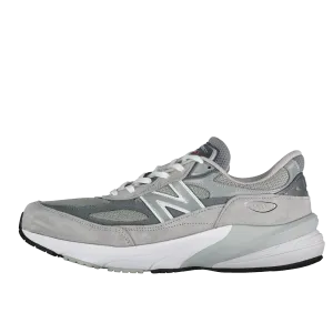 New Balance M990v6