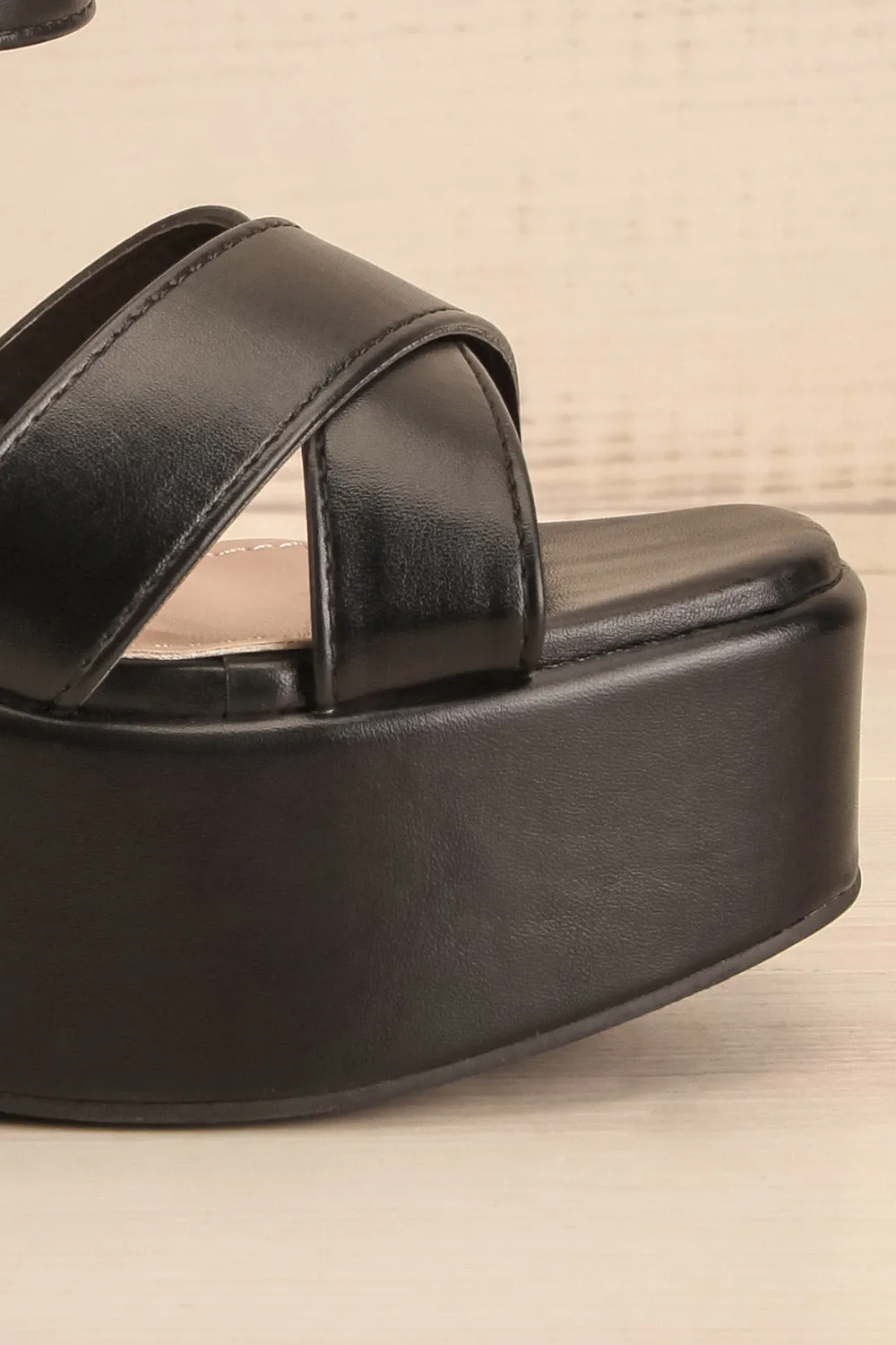 Rolly Black | Wedge Sandals