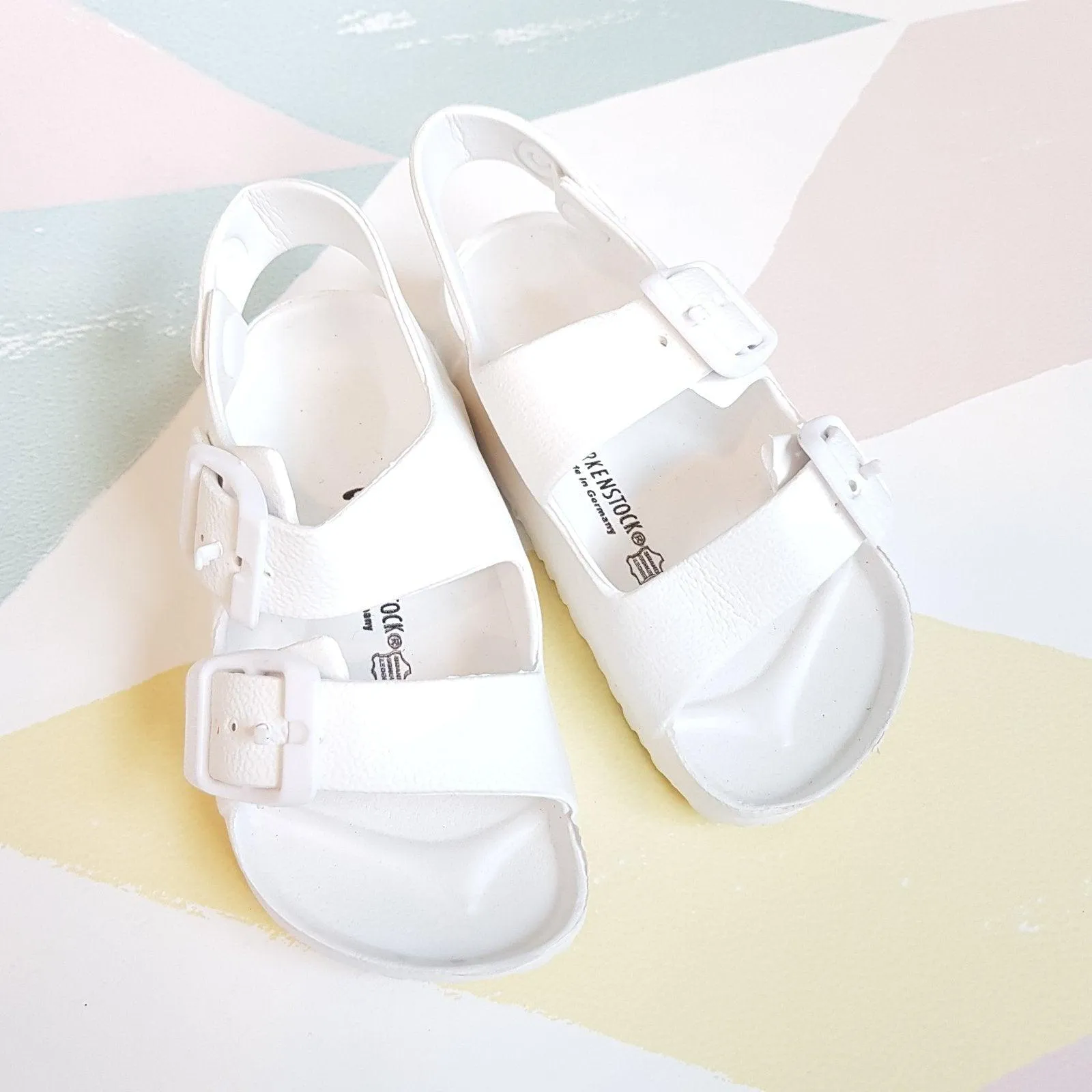Slip-on Adjustable & Lightweight Sandals - White